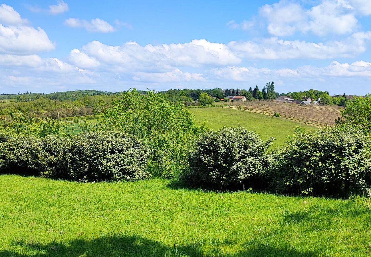 Maison à Salignac-Eyvigues - Gite La Dure : le Charme d'un séjour Périgourdin 