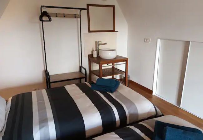 Maison à Sarlat-la-Canéda - Le gîte d'en bas - Petite maison périgourdine  Maison à Sarlat-la-Canéda - Le gîte d'en bas - Petite maison périgourdine