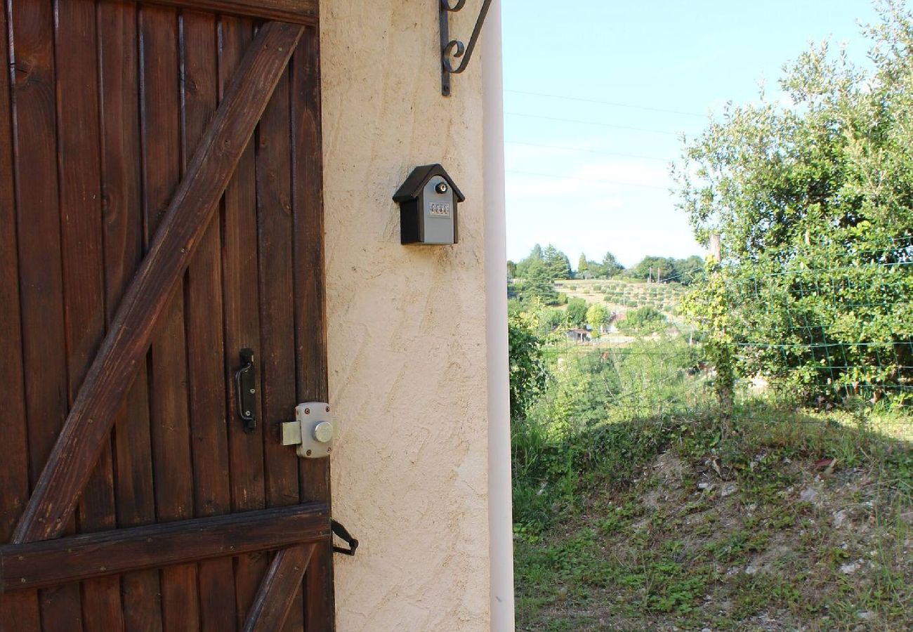 Maison à Sarlat-la-Canéda - Le gîte d'en haut à 2,5 km de Sarlat centre 