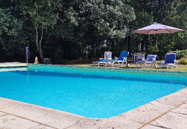 Maison à Groléjac - Maison de vacances avec piscine  Maison à Groléjac - Maison de vacances avec piscine