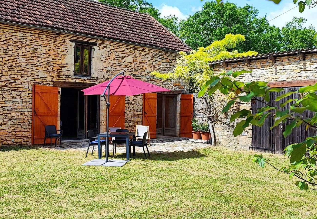 Maison à La Cassagne - Séjour à la campagne en Périgord Noir 