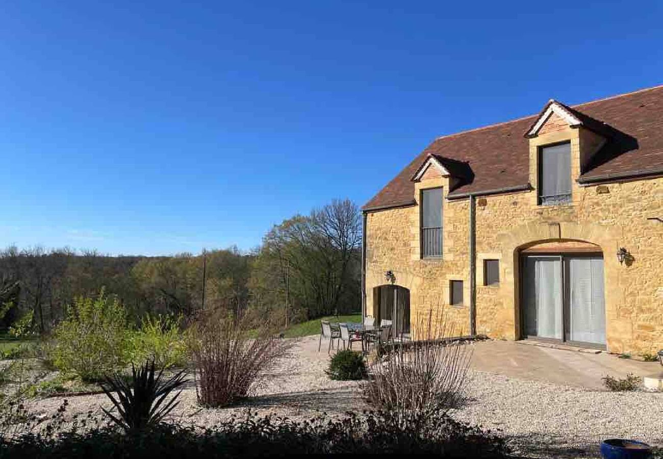 Maison à Carlux - Chaliniac : Maison en Pierre avec piscine chauffée 