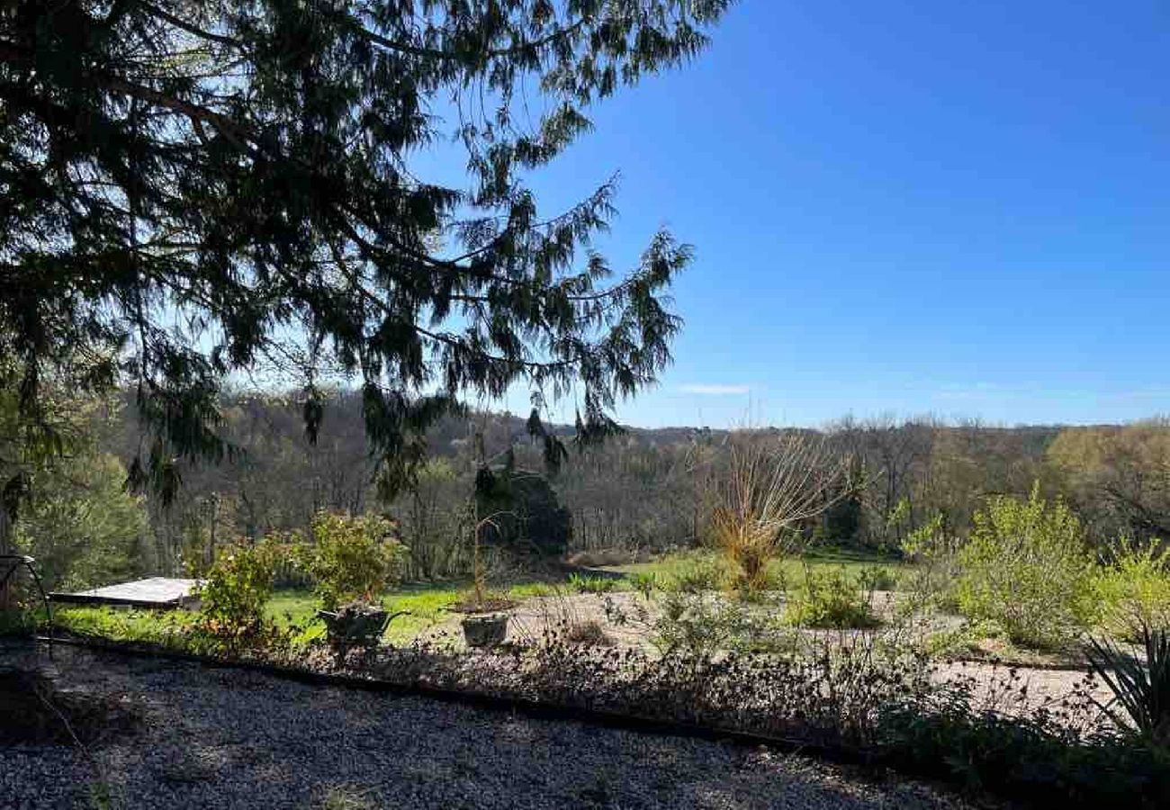 Maison à Carlux - Chaliniac : Maison en Pierre avec piscine chauffée 