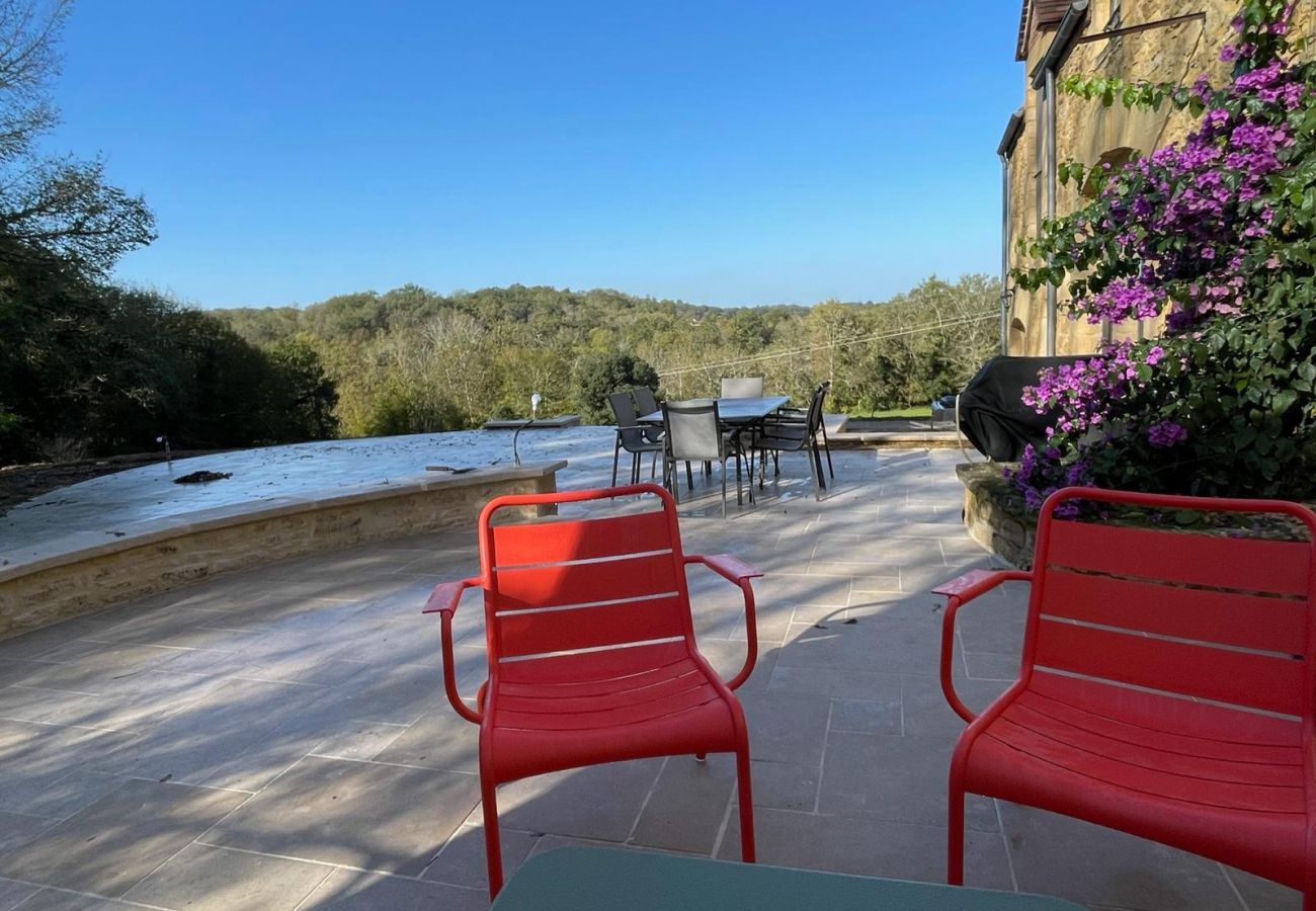 Maison à Carlux - Chaliniac : Maison en Pierre avec piscine chauffée 