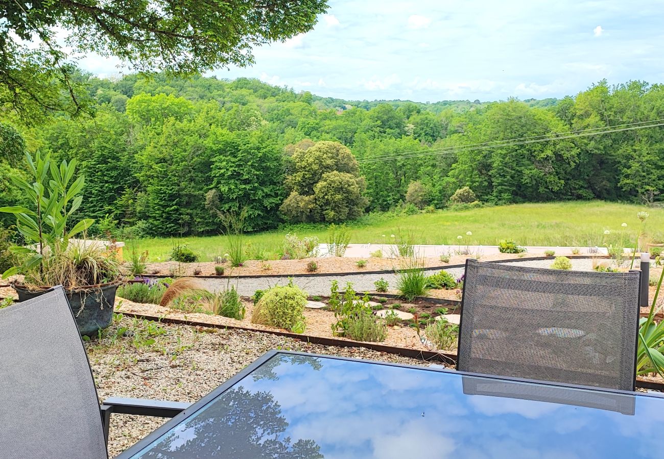 Maison à Carlux - Chaliniac : Maison en Pierre avec piscine chauffée 