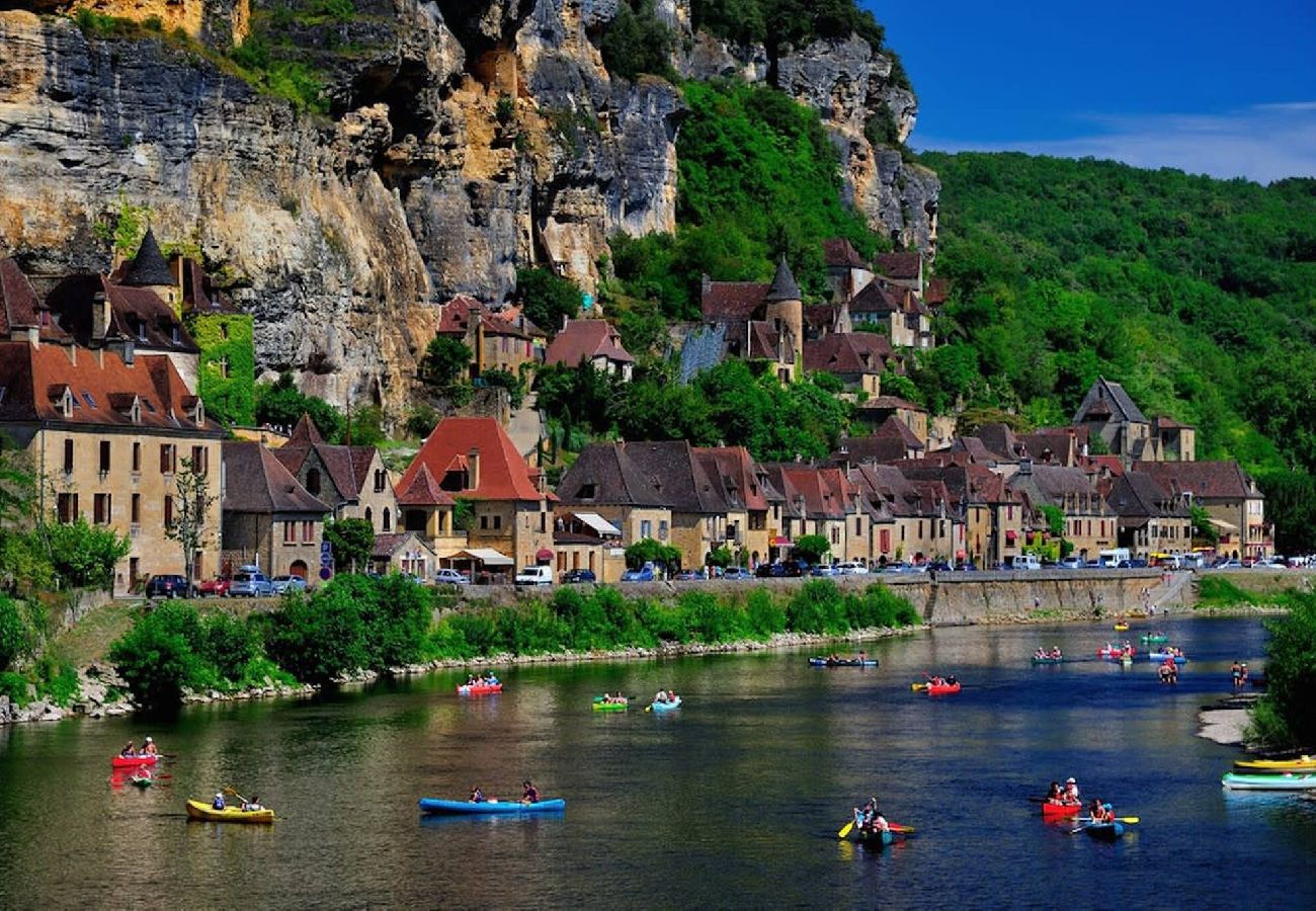 Maison à Carves - Jolie maison à la campagne- vue magnifique 6 pers 