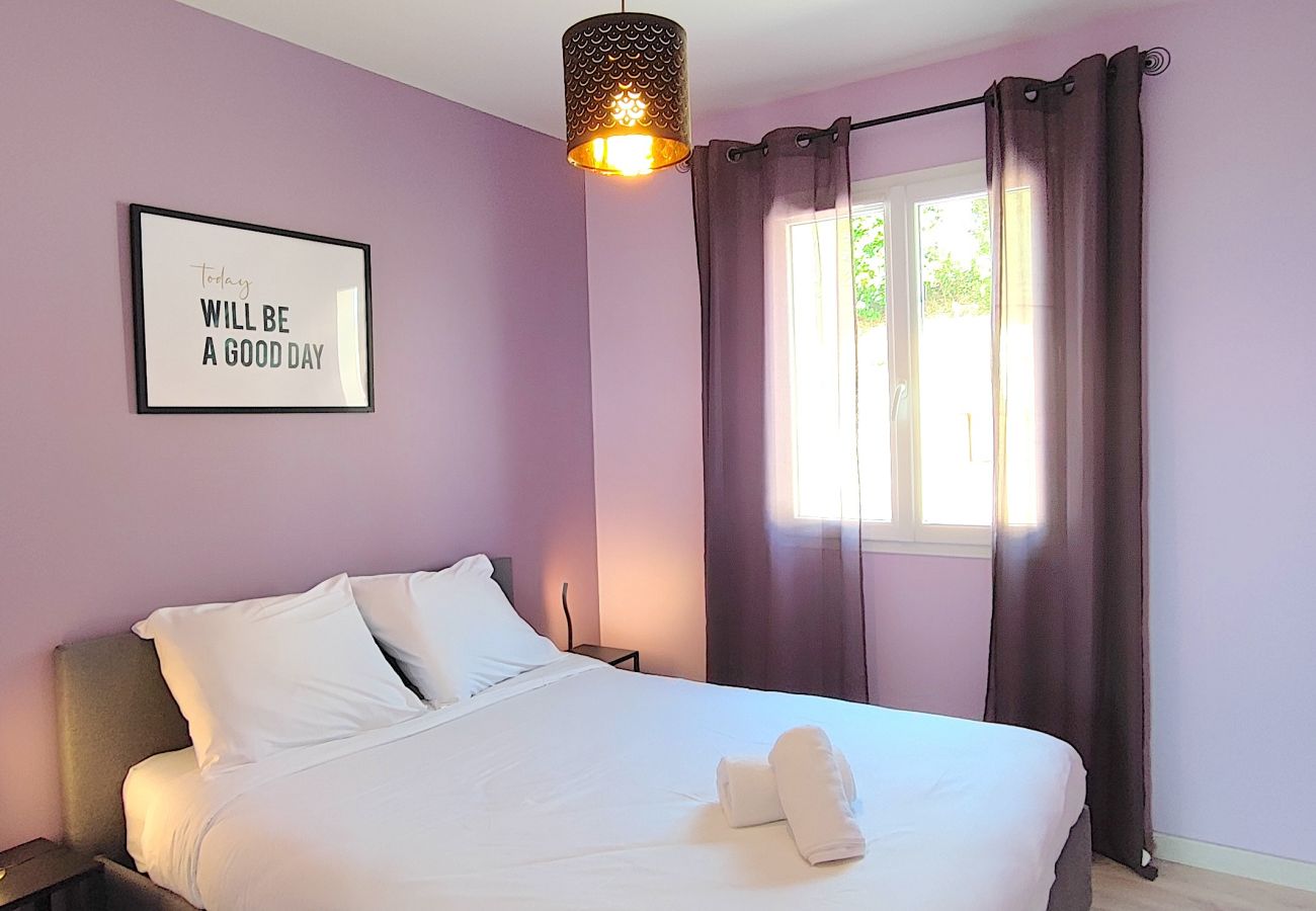 Maison à Carves - Jolie maison à la campagne- vue magnifique 6 pers 