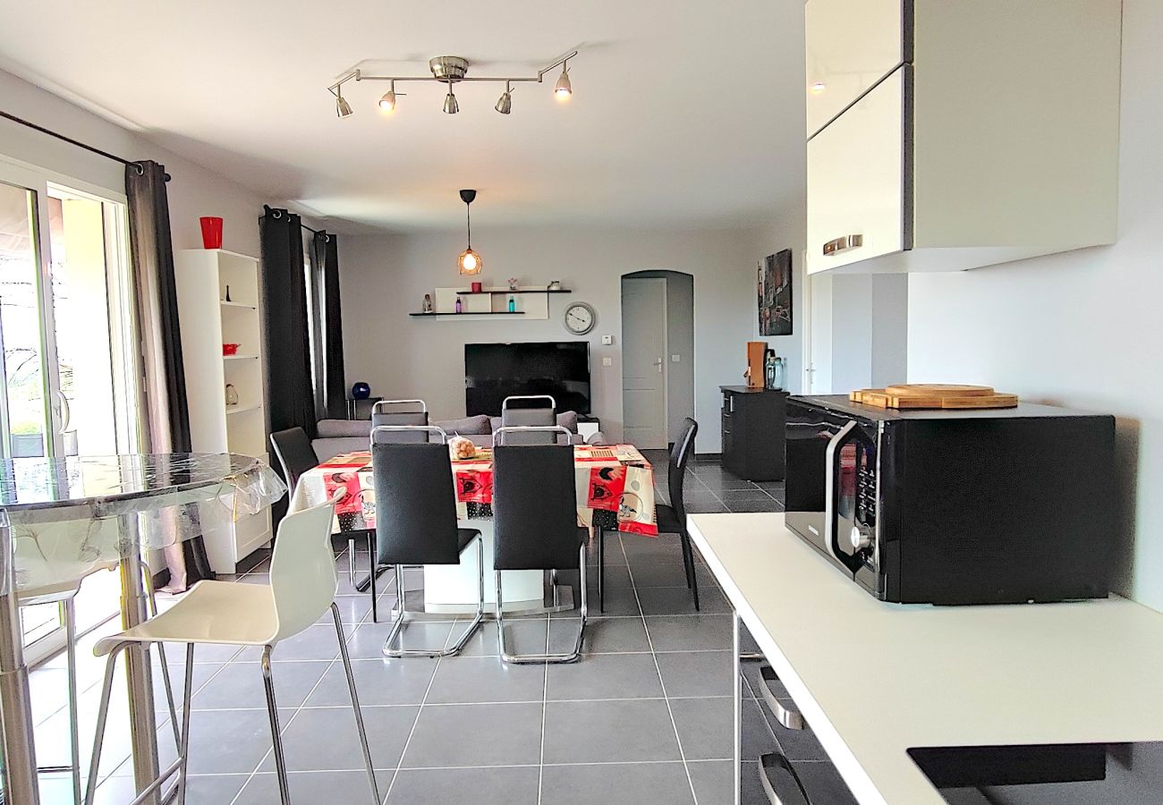 Maison à Carves - Jolie maison à la campagne- vue magnifique 6 pers 