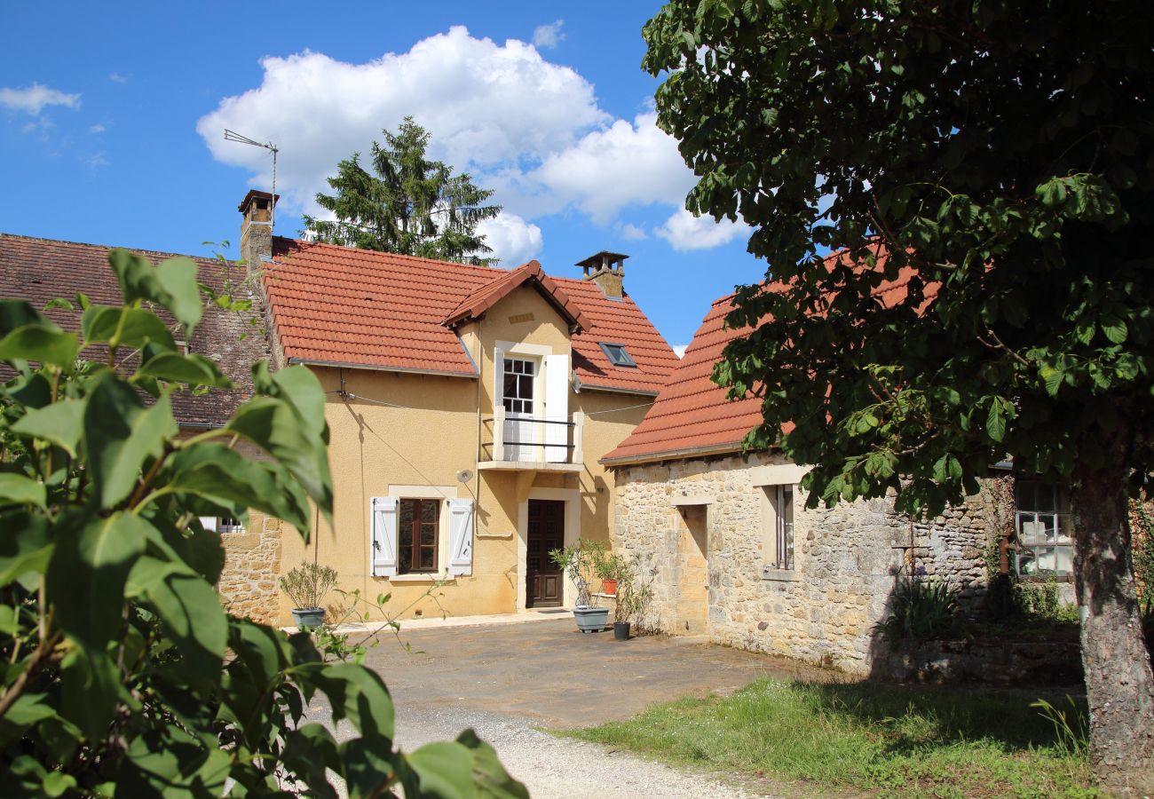 Maison à Saint-Crépin-et-Carlucet - La Maison du Clos 4 personnes