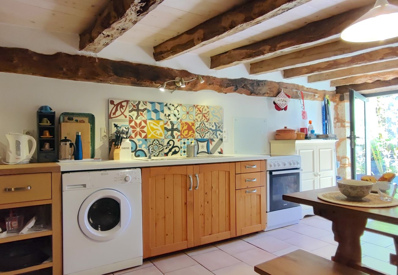Maison à Nadaillac - La Grange d'Oca avec Piscine Privée