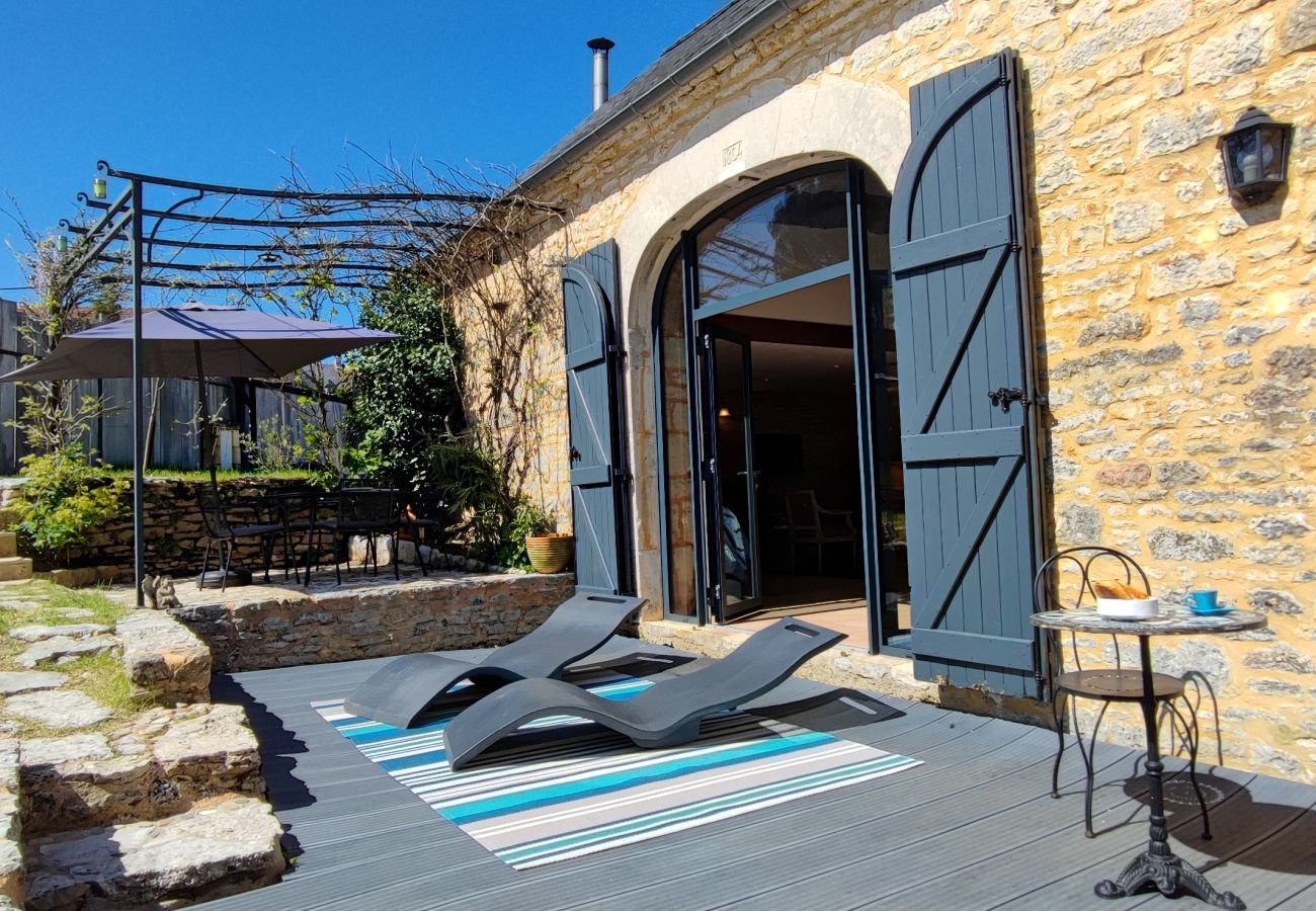Maison à Nadaillac - La Grange d'Oca avec Piscine Privée