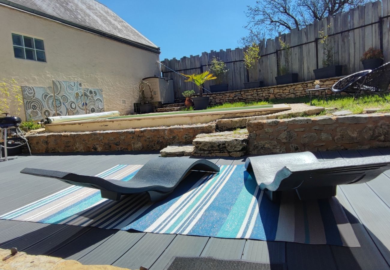 Maison à Nadaillac - La Grange d'Oca avec Piscine Privée