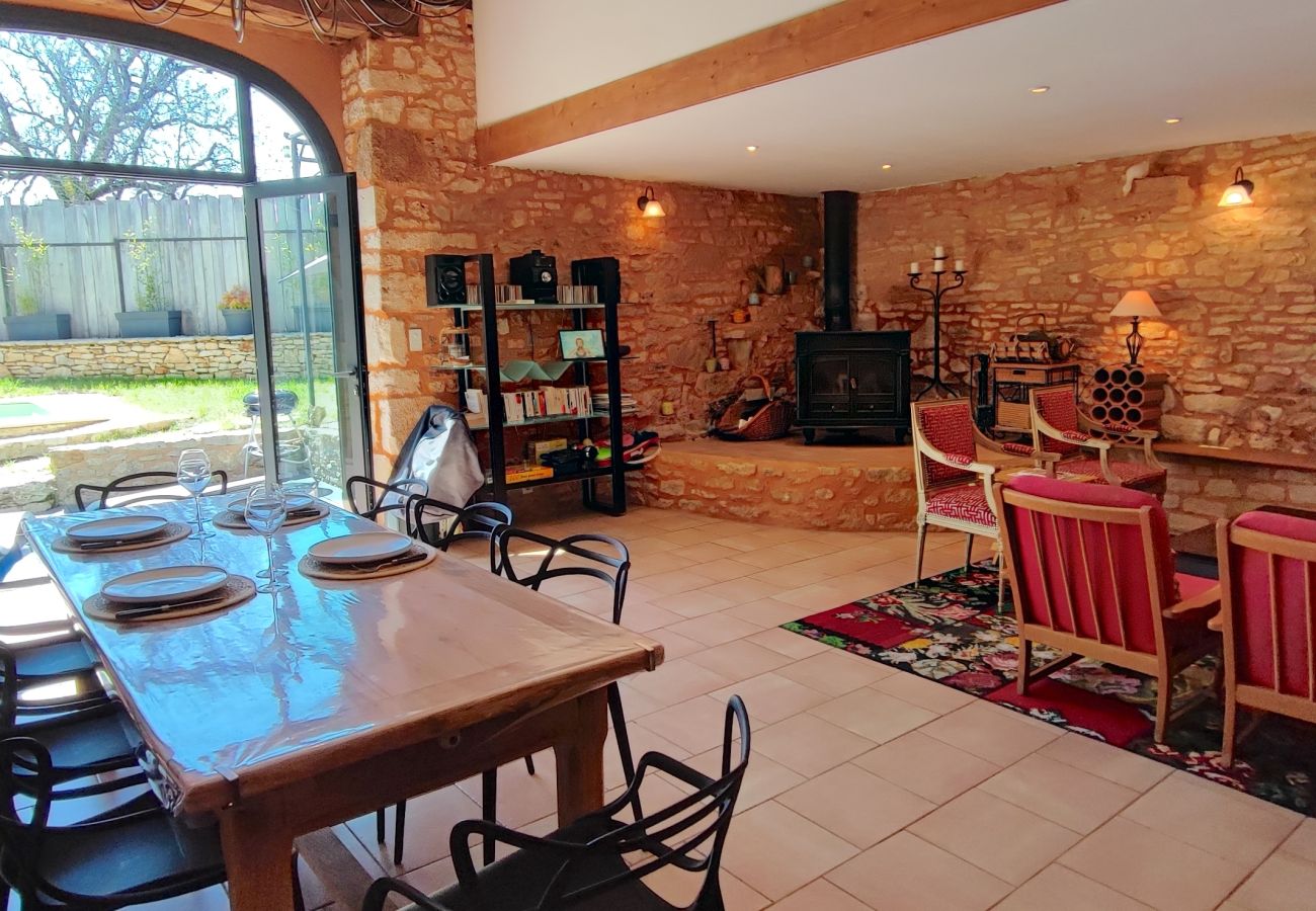 Maison à Nadaillac - La Grange d'Oca avec Piscine Privée