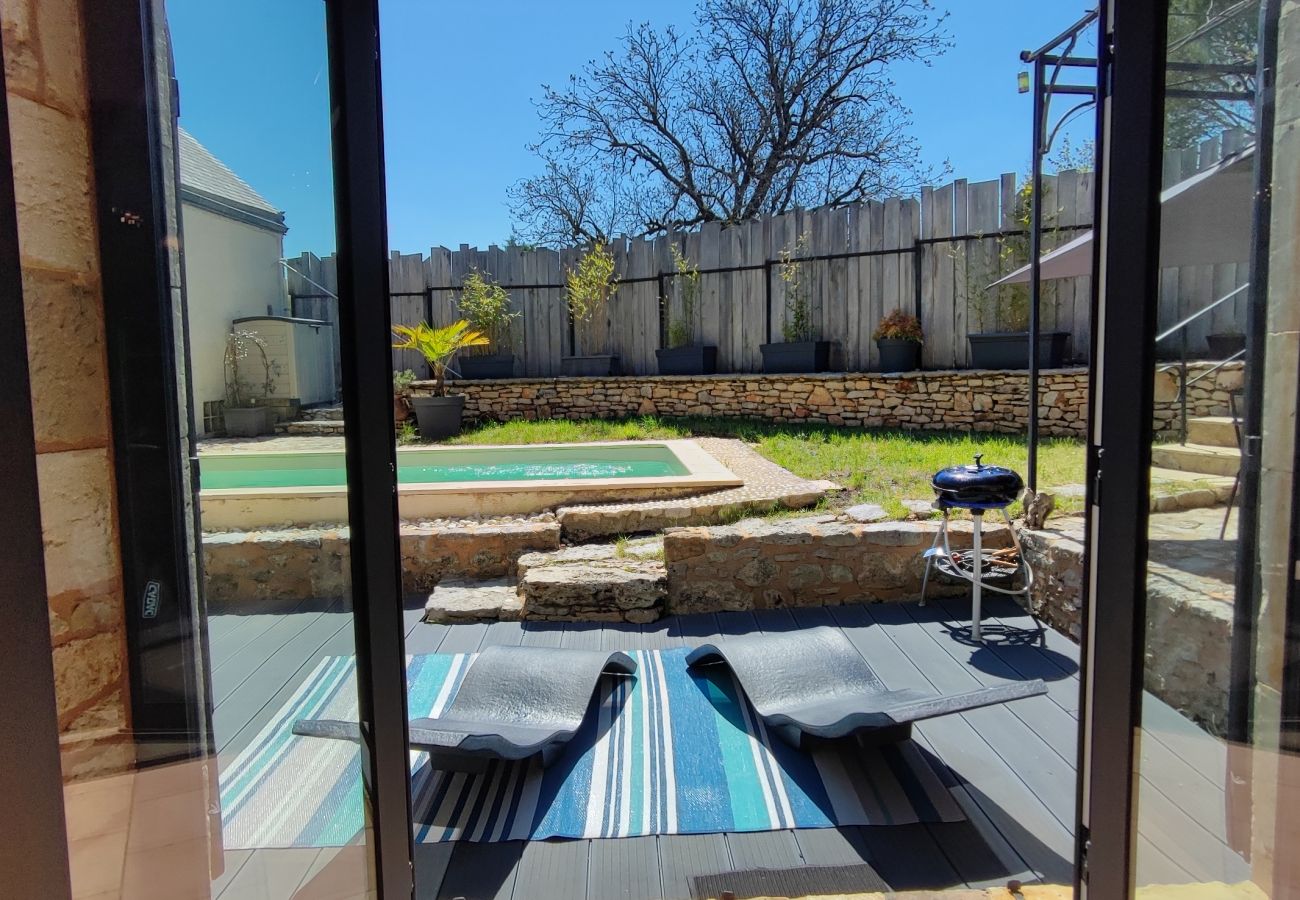 Maison à Nadaillac - La Grange d'Oca avec Piscine Privée