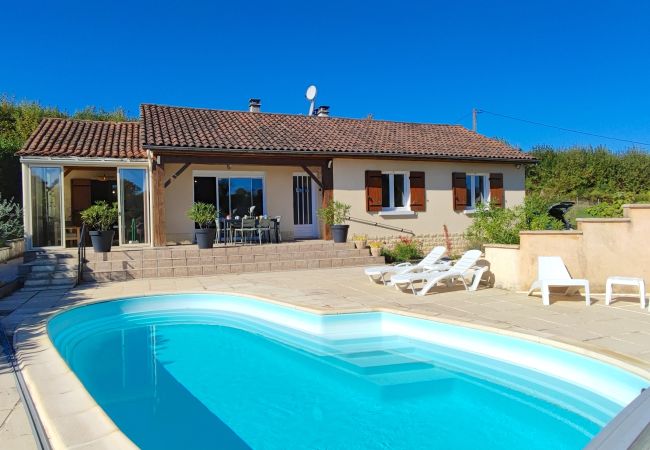 Maison à Sarlat-la-Canéda - La N’Oie – Piscine, apéros et détente à 5 min de Sarlat Maison à Sarlat-la-Canéda - La N’Oie – Piscine, apéros et détente à 5 min de Sarlat