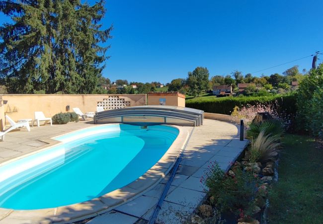 Maison à Sarlat-la-Canéda - La N’Oie – Piscine, apéros et détente à 5 min de Sarlat Maison à Sarlat-la-Canéda - La N’Oie – Piscine, apéros et détente à 5 min de Sarlat