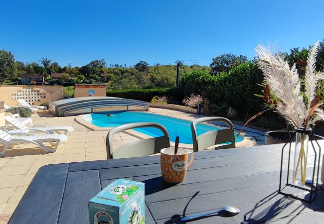 Maison à Sarlat-la-Canéda - La N’Oie – Piscine, apéros et détente à 5 min de Sarlat Maison à Sarlat-la-Canéda - La N’Oie – Piscine, apéros et détente à 5 min de Sarlat