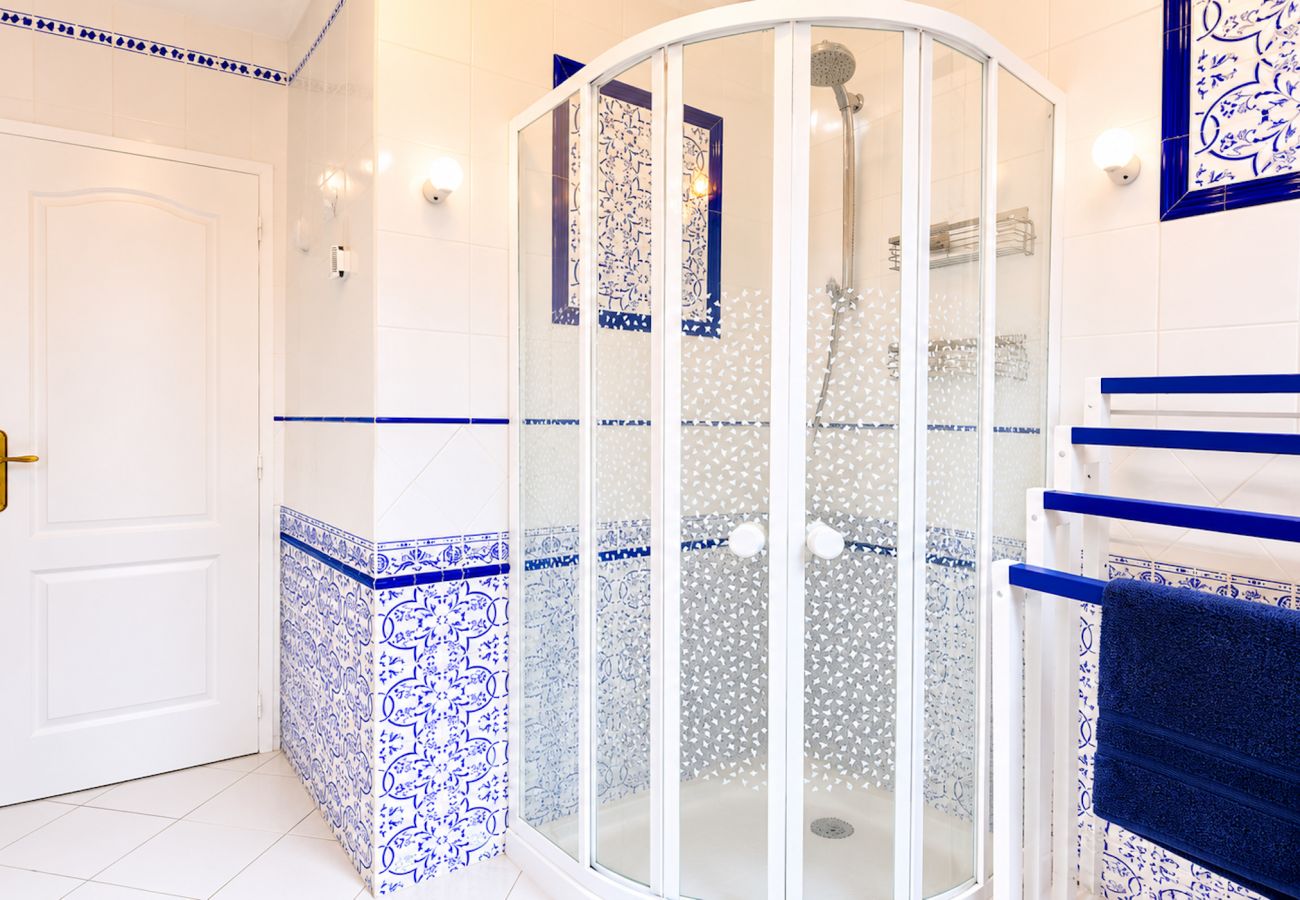 Maison à Sarlat-la-Canéda - La N’Oie – Piscine, apéros et détente à 5 min de Sarlat
