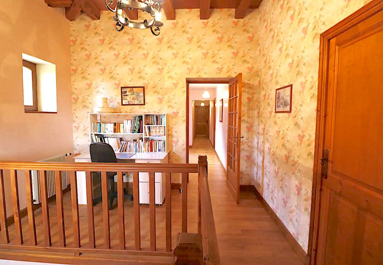 Maison à Saint-Cyprien - Grande maison (14 pers) • Piscine chauffée