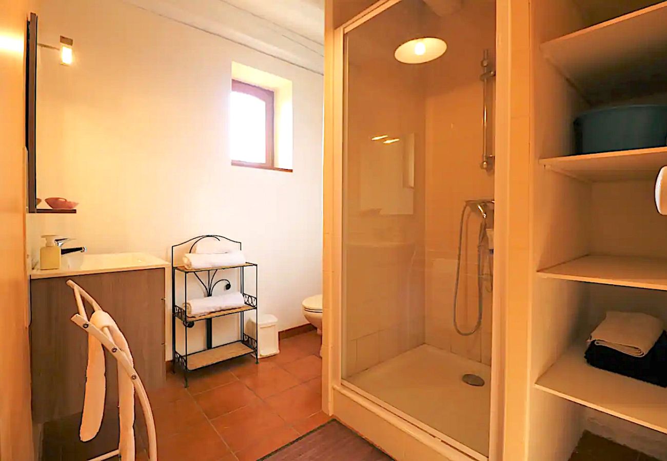 Maison à Saint-Cyprien - Grande maison (14 pers) • Piscine chauffée