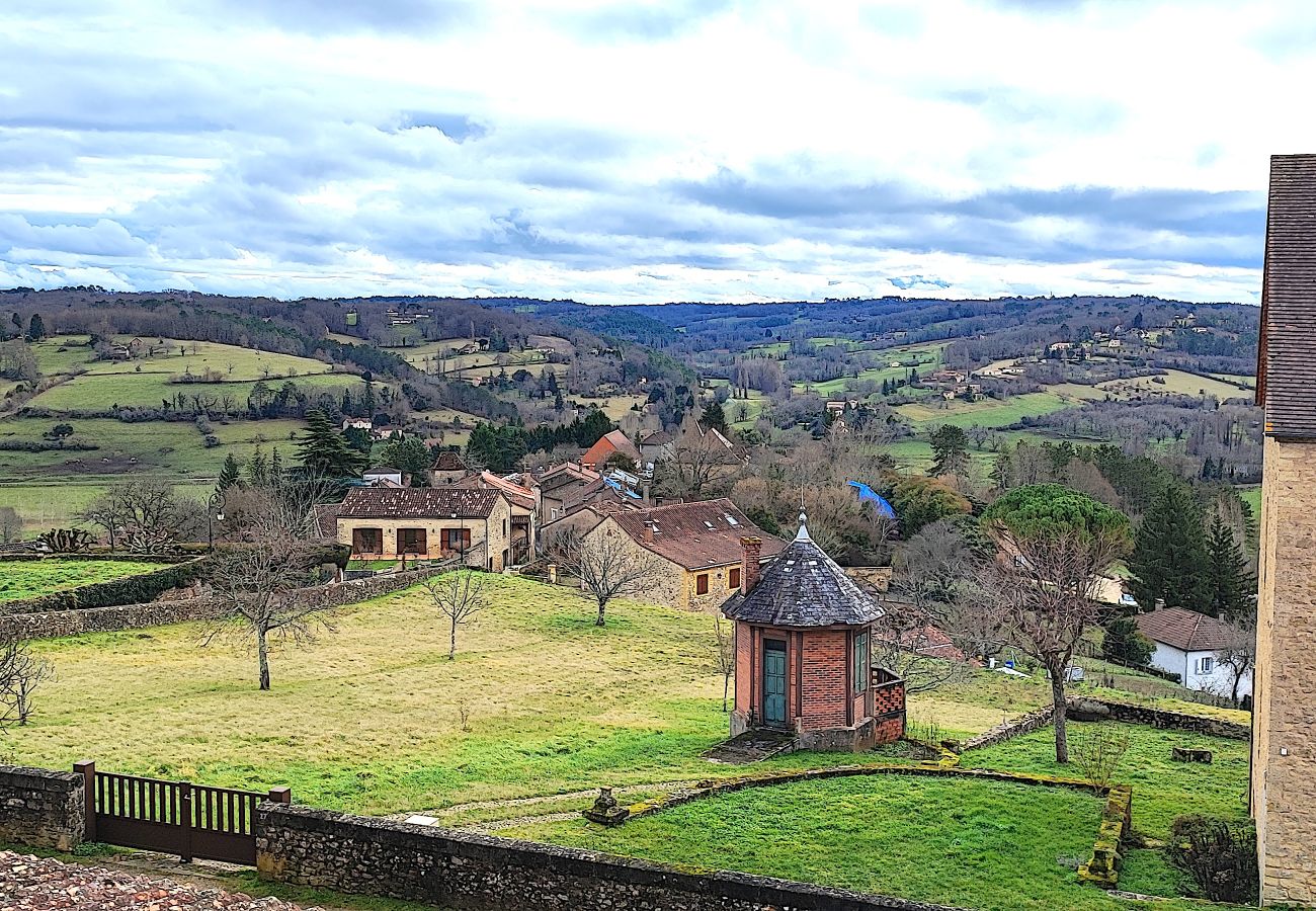 Maison à Belvès - Belvès à pied : terrasse & jardin cosy