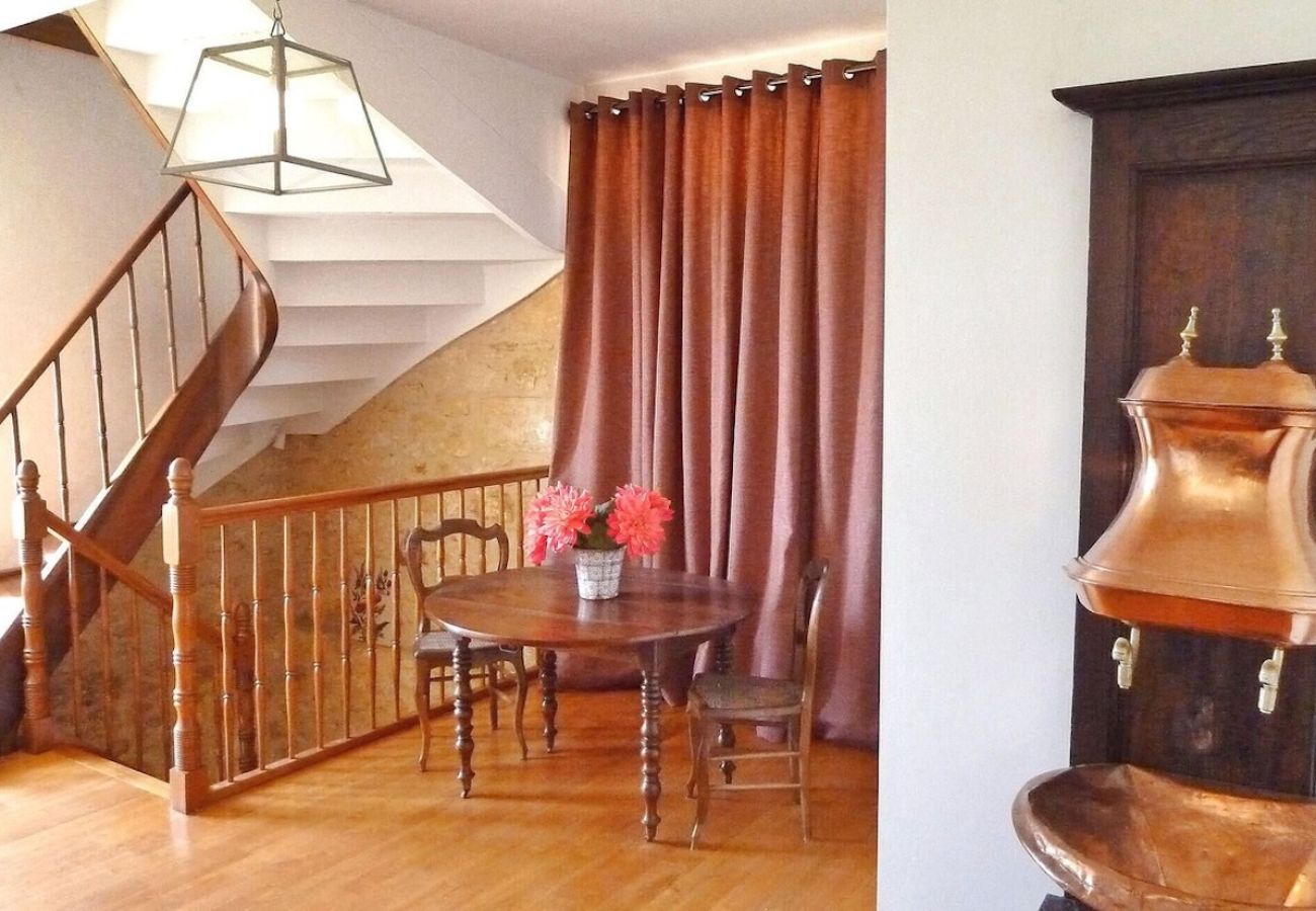 Maison à Groléjac - Grande maison en pierre & piscine (10 pers.)