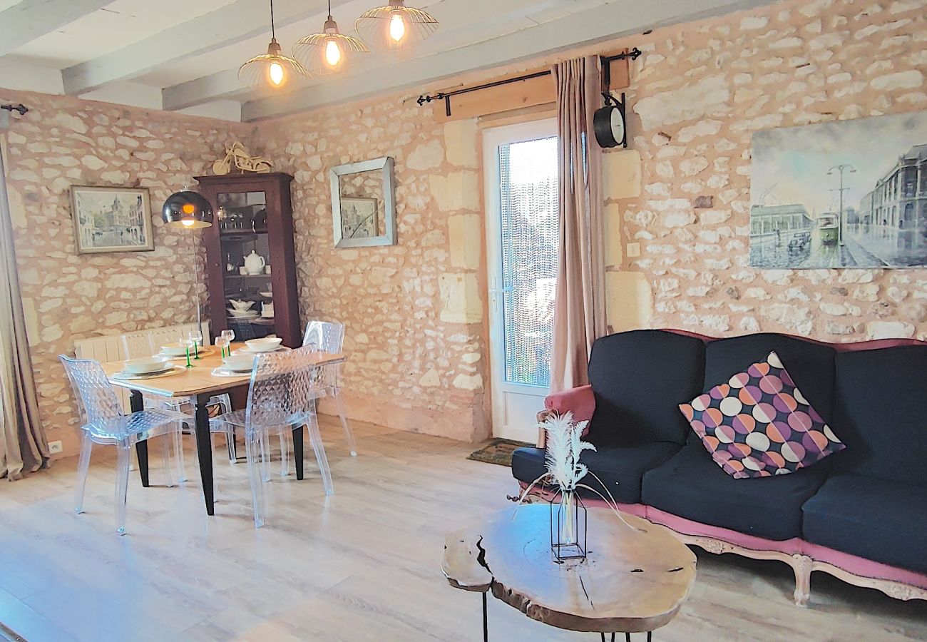 Maison à Le Bugue - Cocon plein de charme au Bugue : au calme, à 5 min à pied du centre, parking, animaux bienvenus.