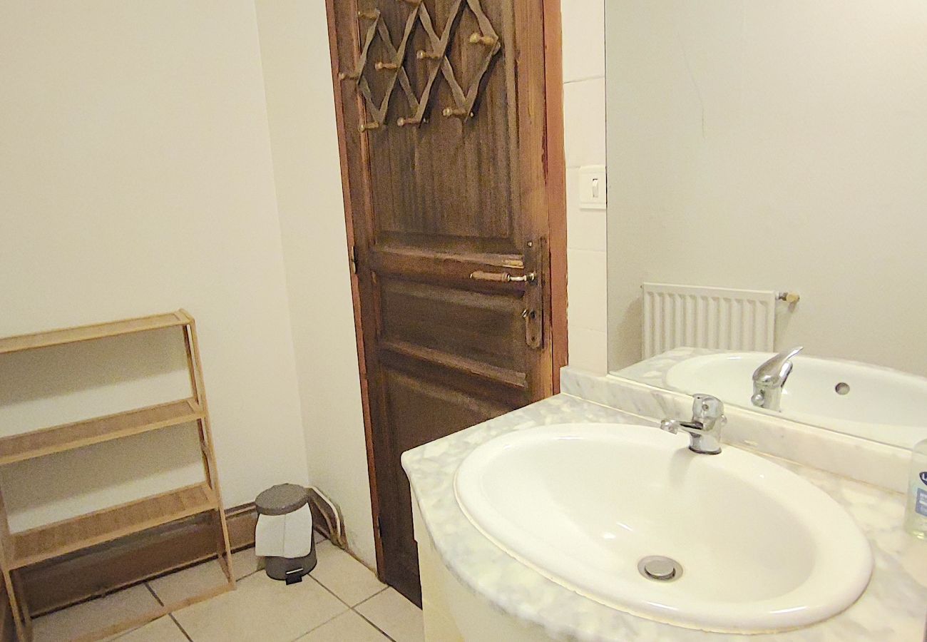 Maison à Aubas - Maison de famille avec piscine chauffée (10)