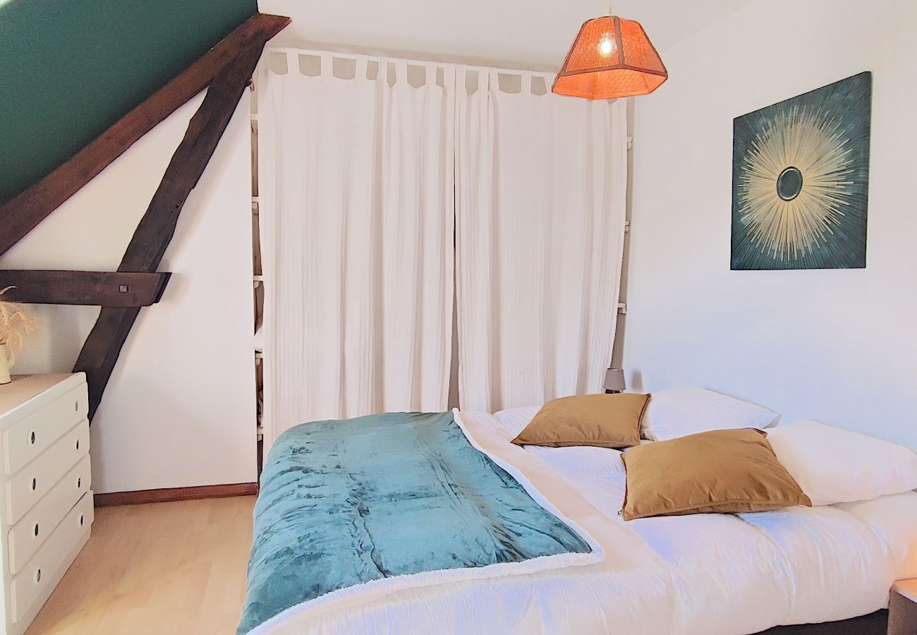 Maison à Aubas - Maison de famille avec piscine chauffée (10)