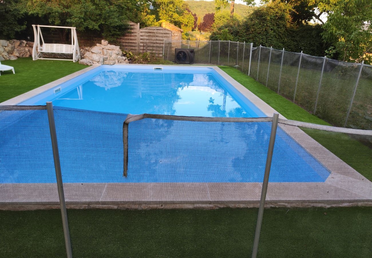 Maison à Aubas - Maison de famille avec piscine chauffée (10)