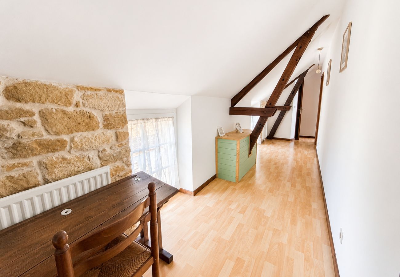 Maison à Aubas - Maison de famille avec piscine chauffée (10)