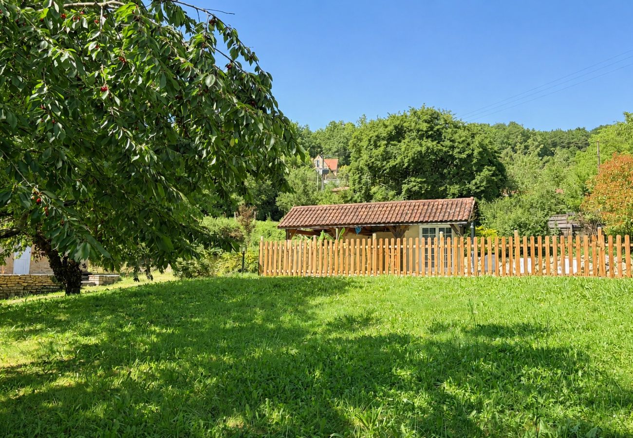 Maison à Aubas - Maison de famille avec piscine chauffée (10)