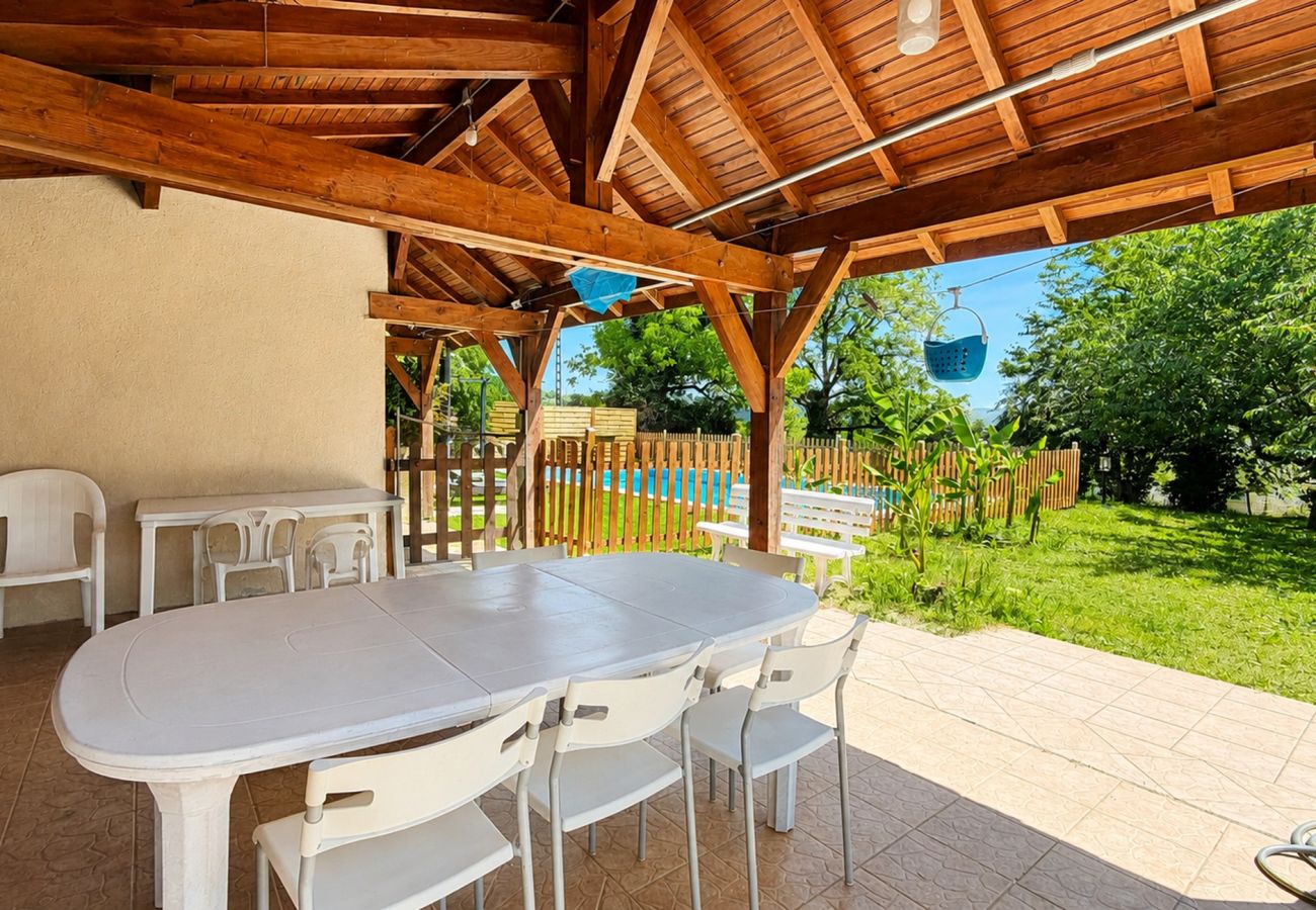 Maison à Aubas - Maison de famille avec piscine chauffée (10)