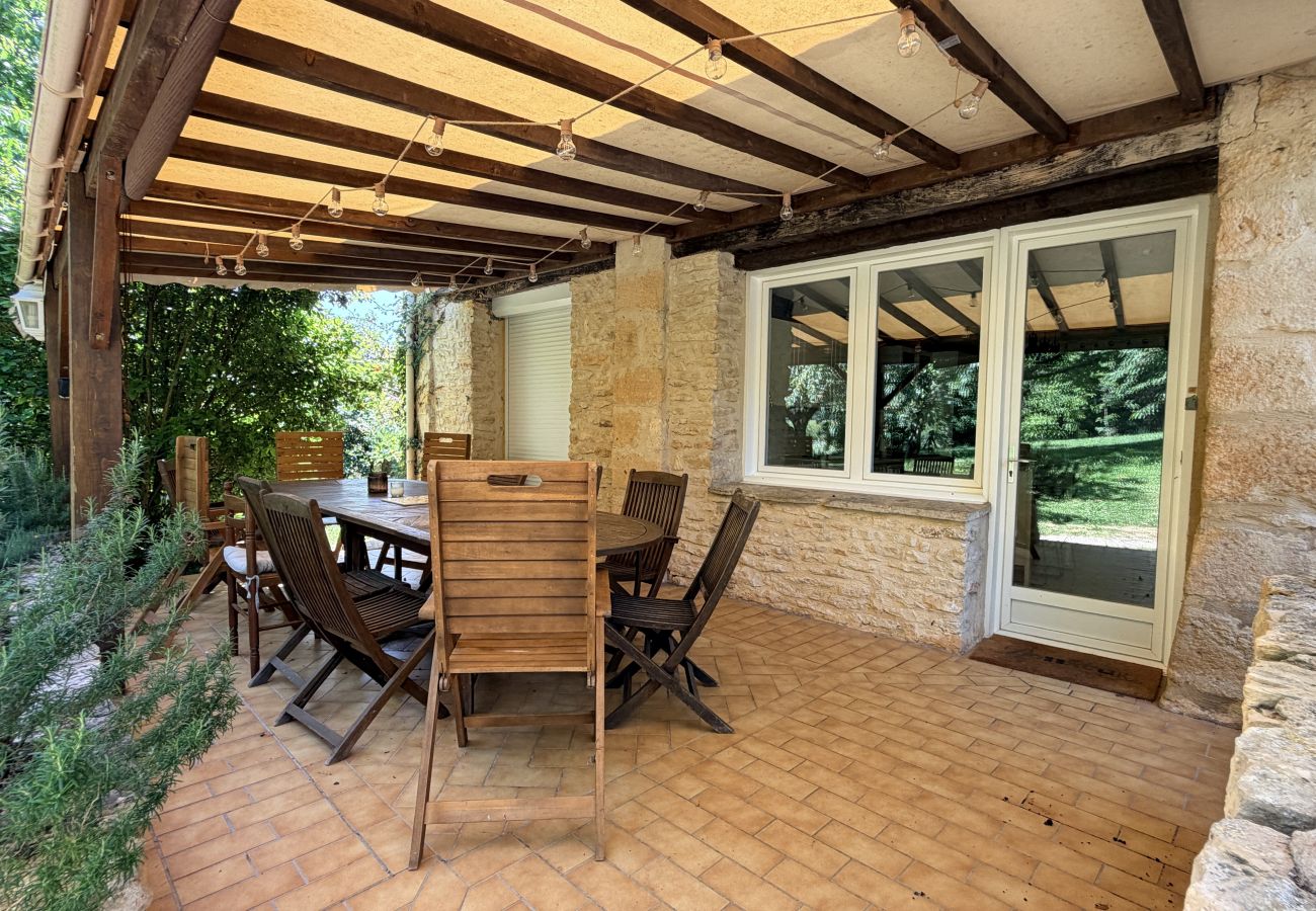 Maison à Aubas - Maison de famille avec piscine chauffée (10)