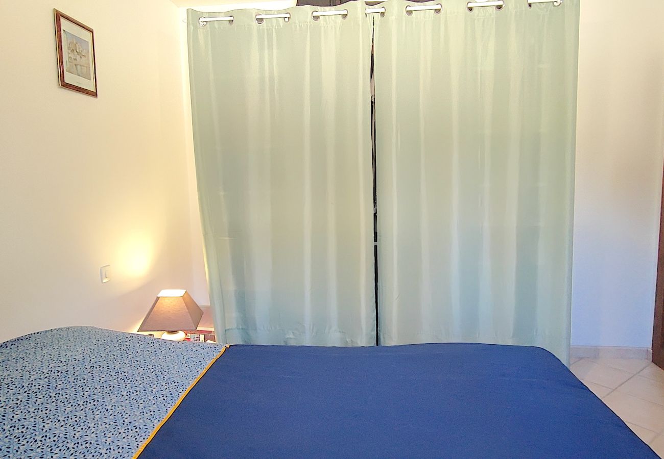 Maison à Proissans - Maison climatisée au calme près de Sarlat