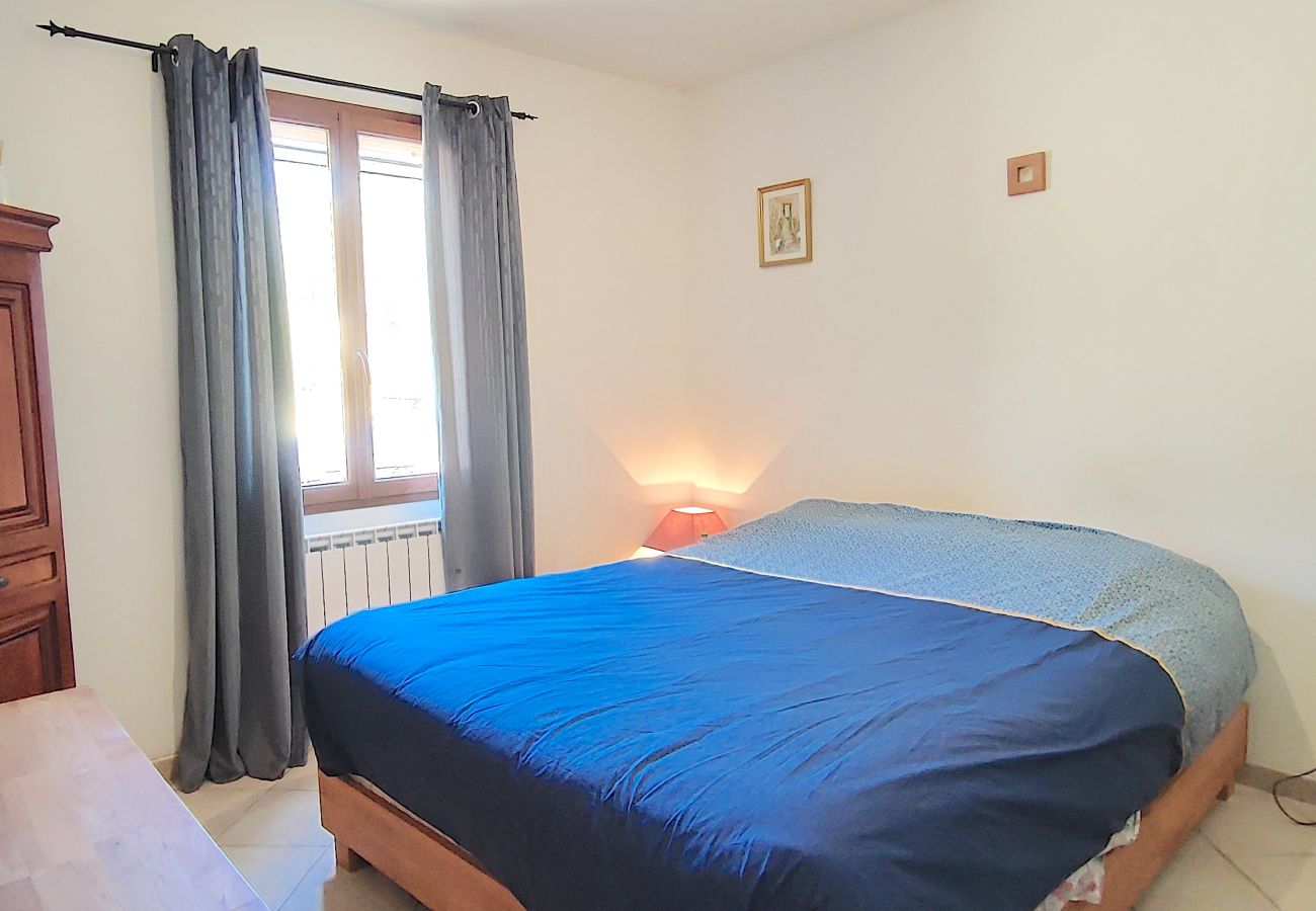 Maison à Proissans - Maison climatisée au calme près de Sarlat