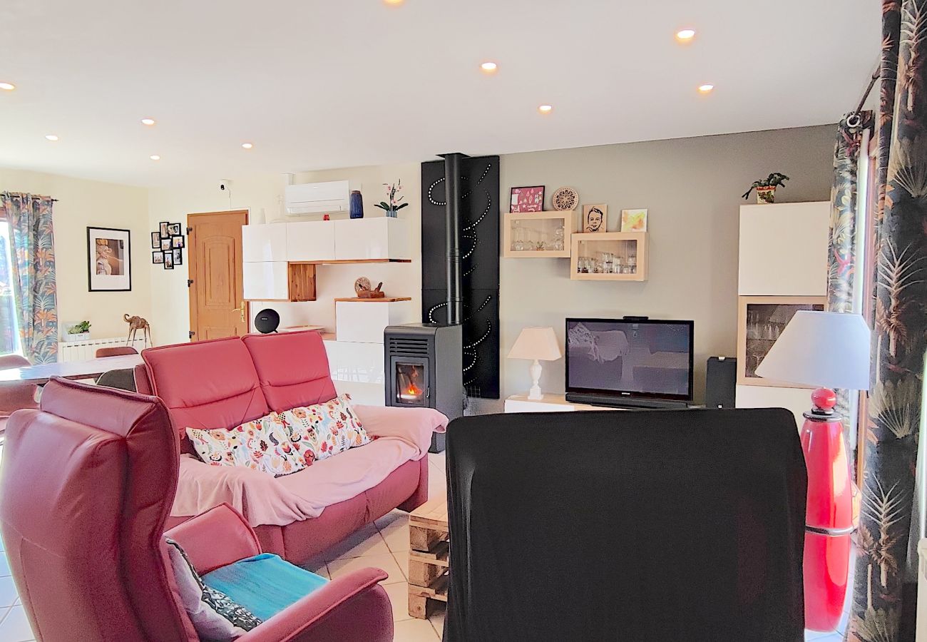 Maison à Proissans - Maison climatisée au calme près de Sarlat