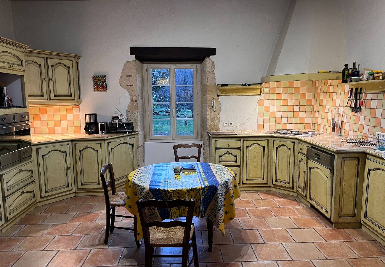 Maison à Tursac - Maison périgourdine au milieu de la nature 