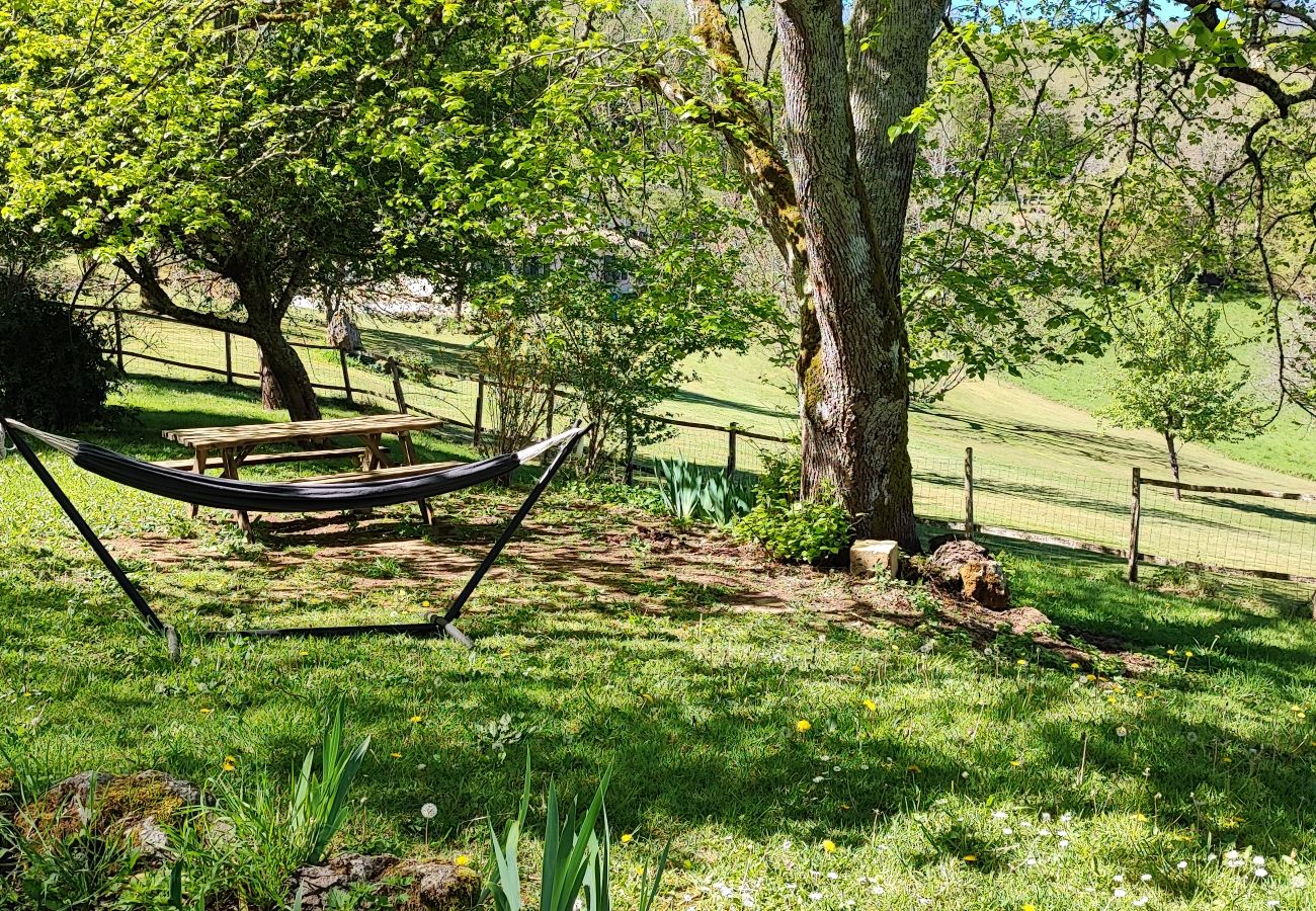 Maison à Tursac - Charmante Maison en Pierre en pleine nature