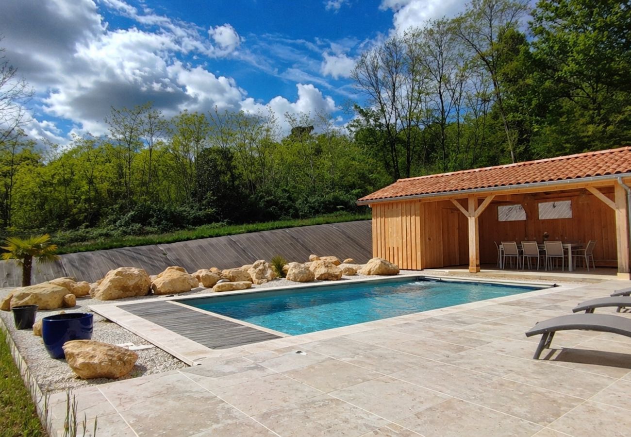 Villa à Carsac-Aillac - ManéLou : Villa cosy avec piscine
