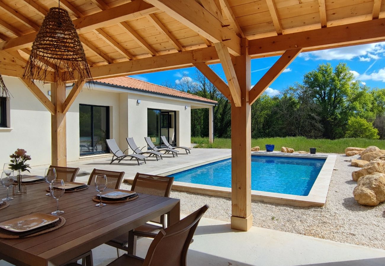 Villa à Carsac-Aillac - ManéLou : Villa cosy avec piscine