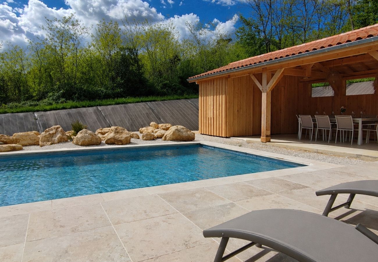 Villa à Carsac-Aillac - ManéLou : Villa cosy avec piscine