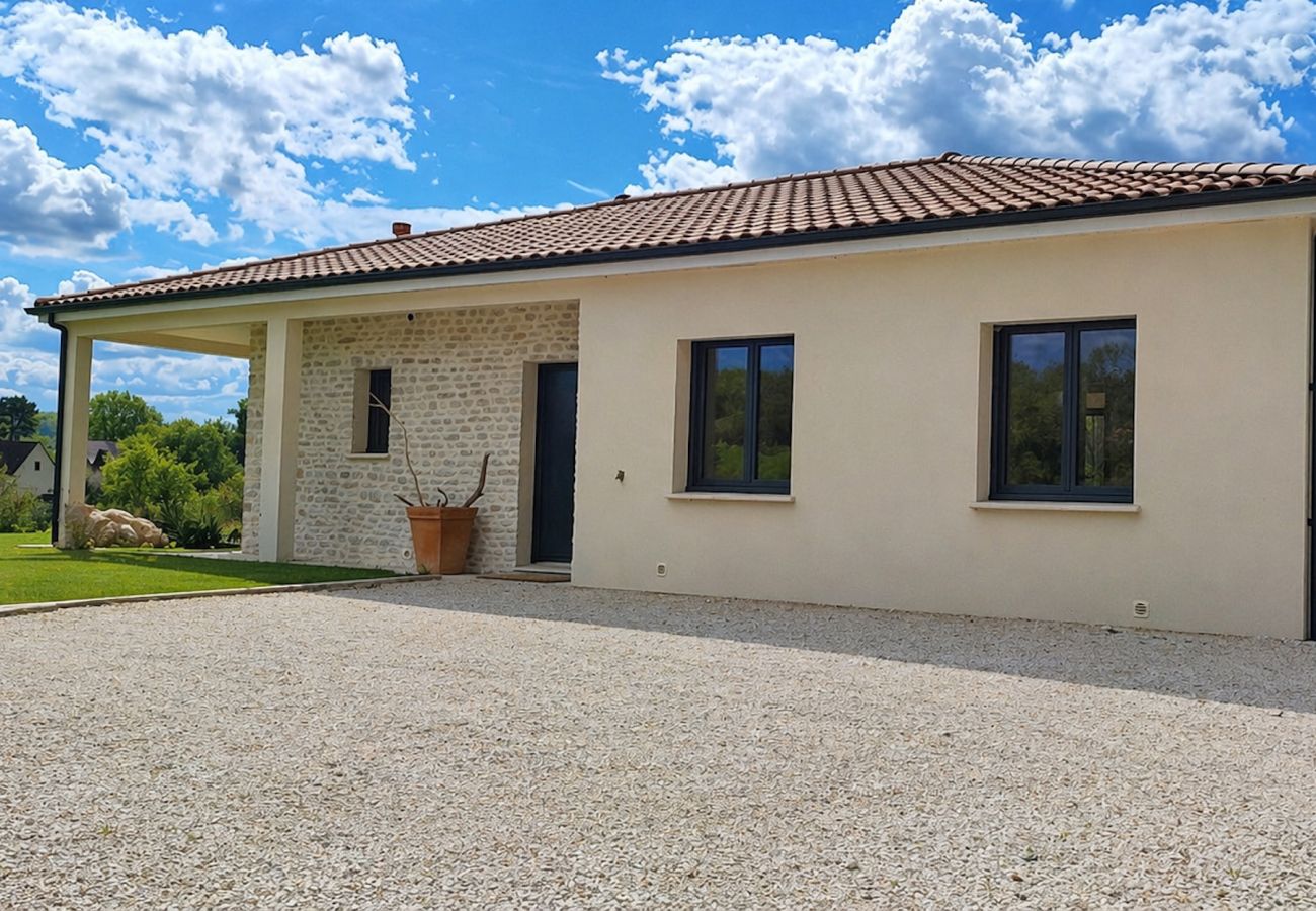 Villa à Carsac-Aillac - ManéLou : Villa cosy avec piscine