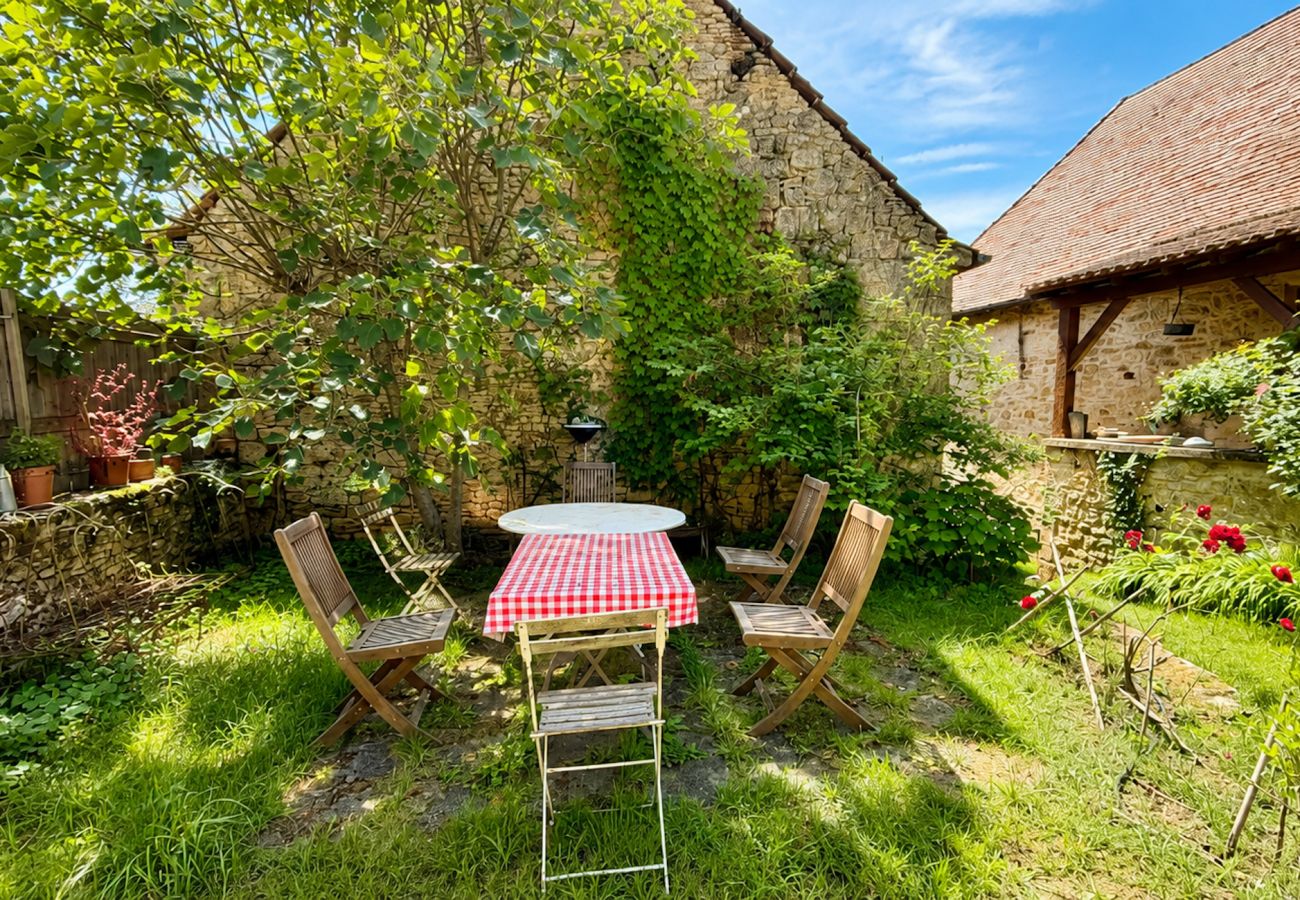 Maison à Saint-Julien-de-Lampon - Maison ancienne sur éperon rocheux