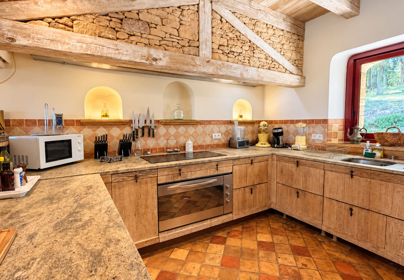 Villa à Tursac - La Truffière – Demeure de charme avec piscine à débordement et vue exceptionnelle sur la vallée