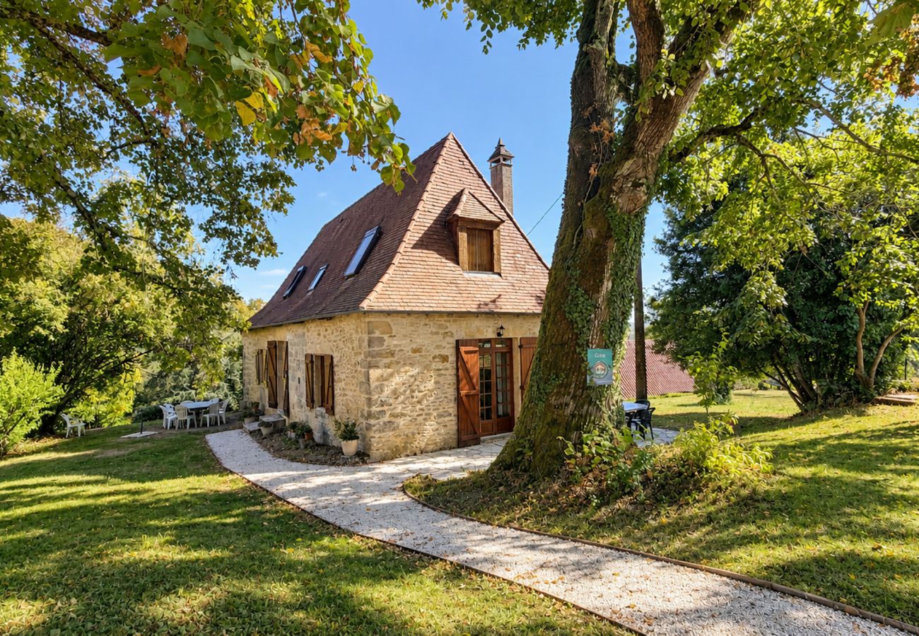 Maison à Auriac-du-Périgord - Le Caillauguet – Maison avec piscine privée chauffée, à deux pas de Lascaux