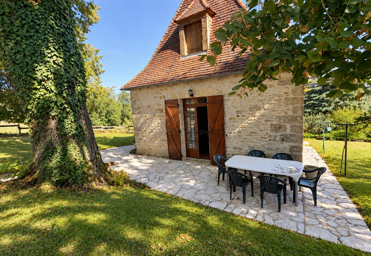 Maison à Auriac-du-Périgord - Le Caillauguet – Maison avec piscine privée chauffée, à deux pas de Lascaux