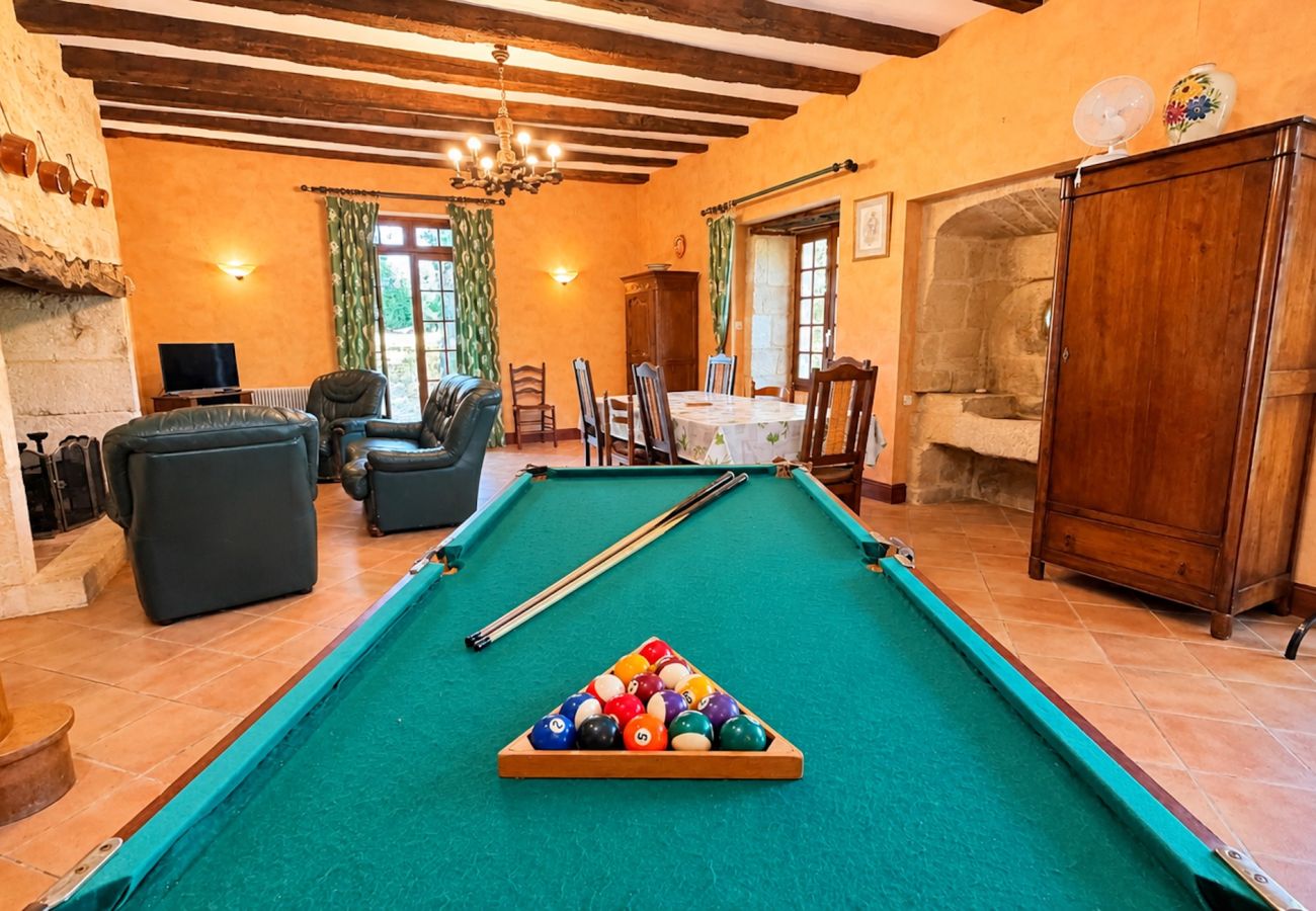 Maison à Auriac-du-Périgord - Le Caillauguet – Maison avec piscine privée chauffée, à deux pas de Lascaux