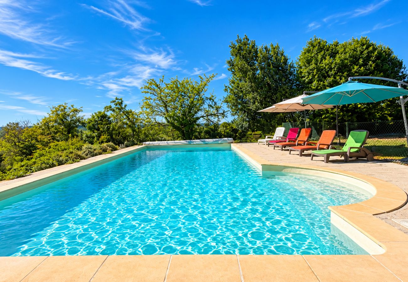Maison à Auriac-du-Périgord - Le Caillauguet – Maison avec piscine privée chauffée, à deux pas de Lascaux