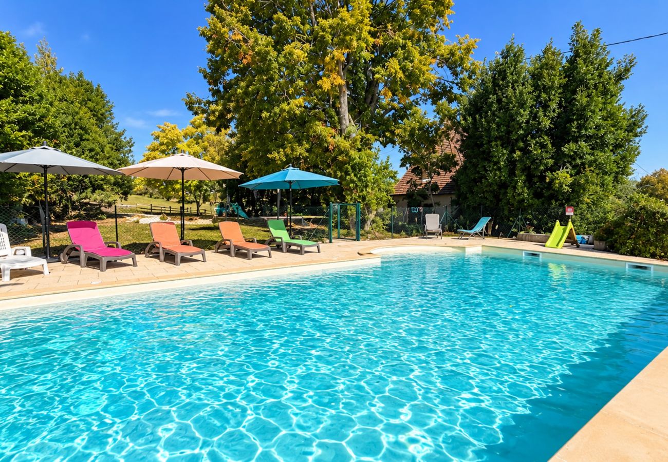 Maison à Auriac-du-Périgord - Le Caillauguet – Maison avec piscine privée chauffée, à deux pas de Lascaux